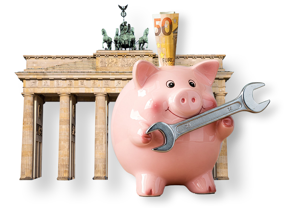 Sparschwein mit Schraubenschlüssel in der Hand vor dem Brandenburger Tor
